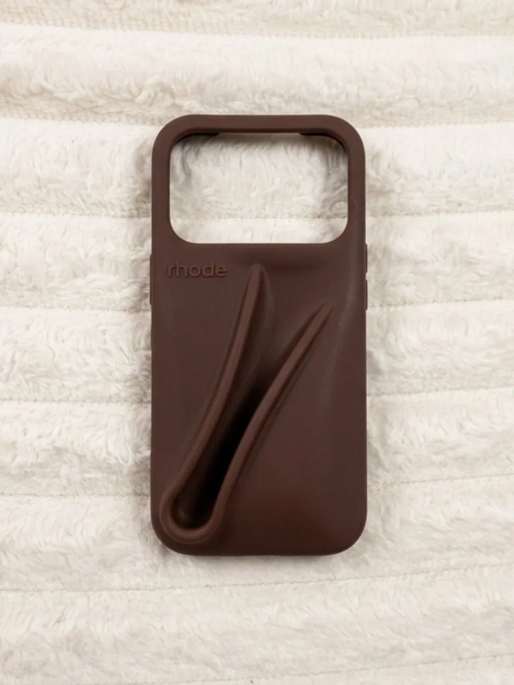RHODE Lip Case for iPhone 17 Pro Espresso 2026 iPhone 17 pro Case
